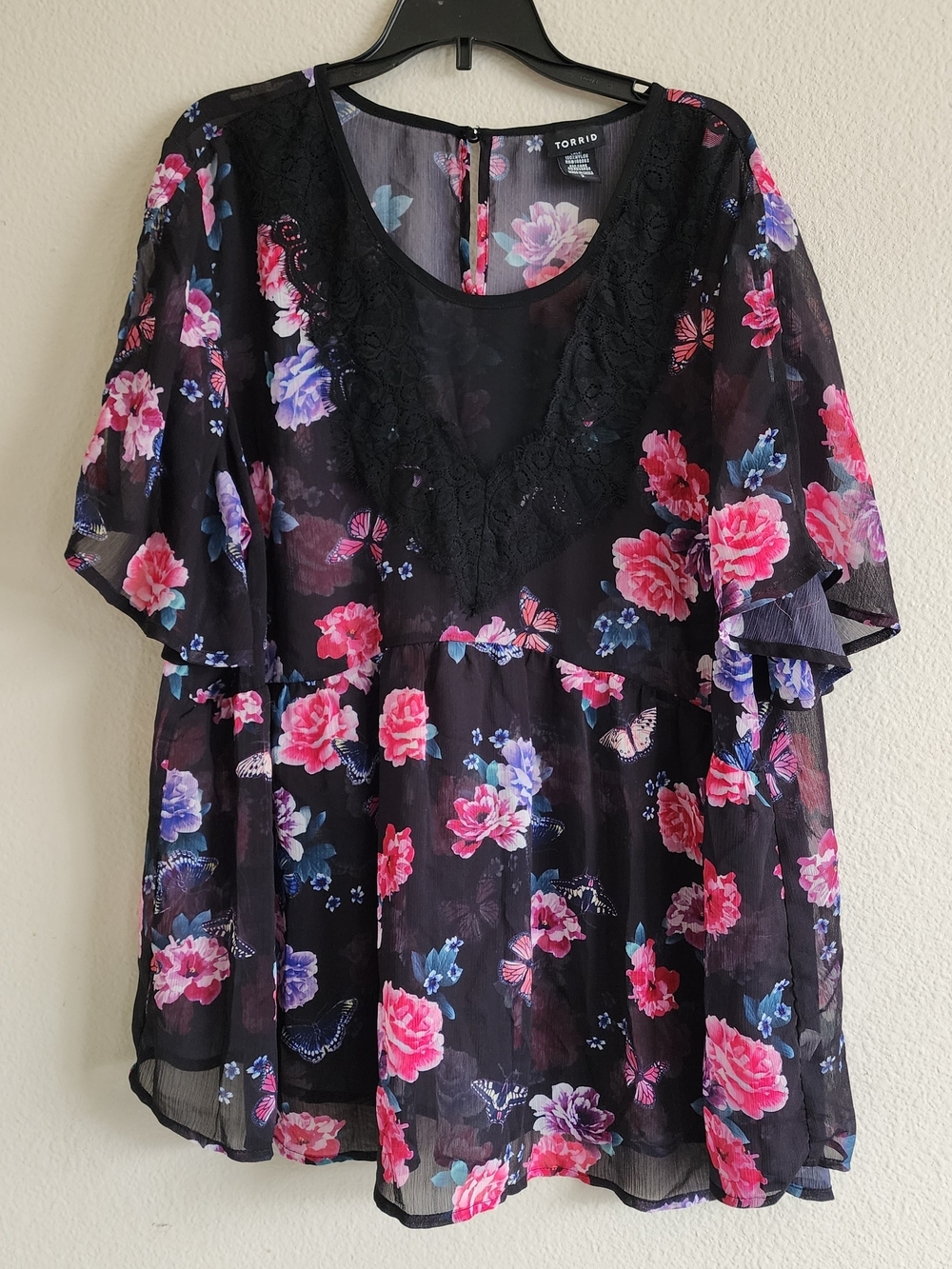 Torrid Black Floral Butterfly Chiffon Lace Trim Peplum Top Size 2